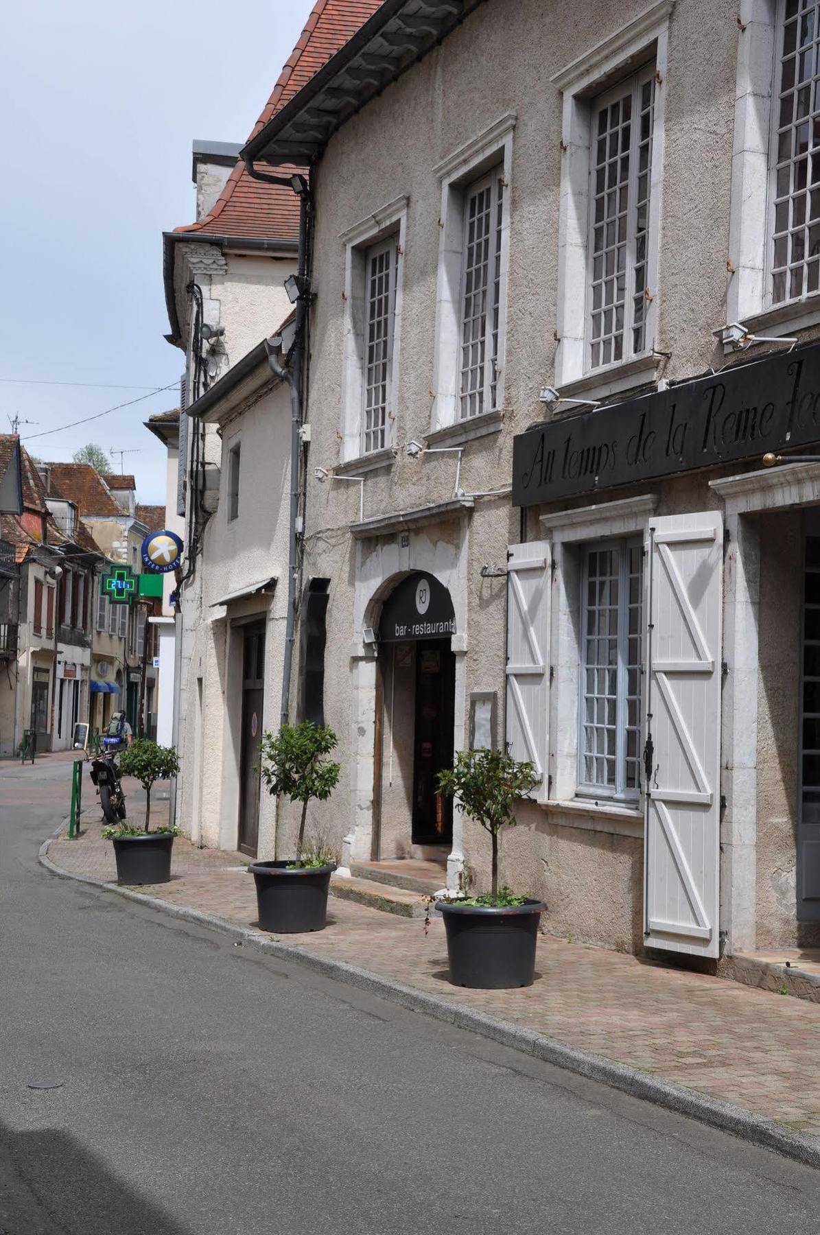 The Originals City, Hotel La Reine Jeanne, Orthez Exterior foto